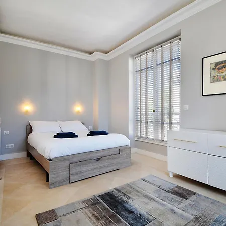 Vue Exceptionnelle Sur La Tour Eiffel Apartment Paris